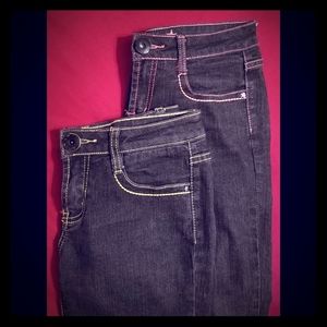 Lot of 2 Skinny Jeans